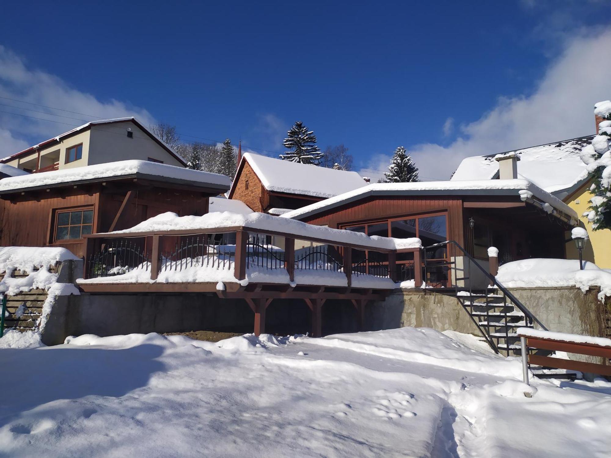 Ubytovani U Bohouse Jilemnice Exterior foto